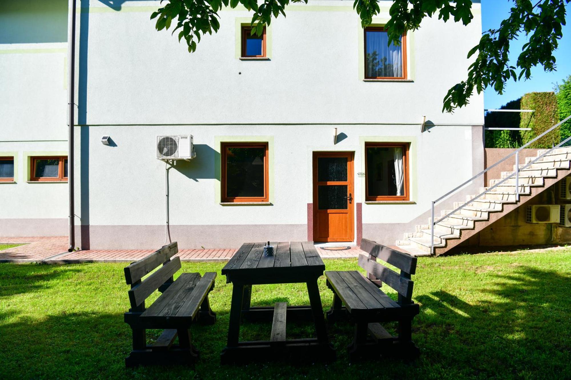 Villa Cancar Grabovac  Kültér fotó
